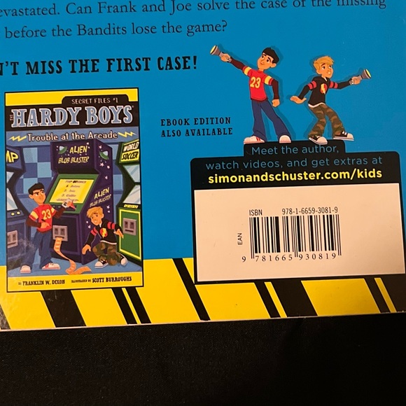 The Hardy Boys SECRET FILES #1 and #2 bundle - Picture 4 of 9